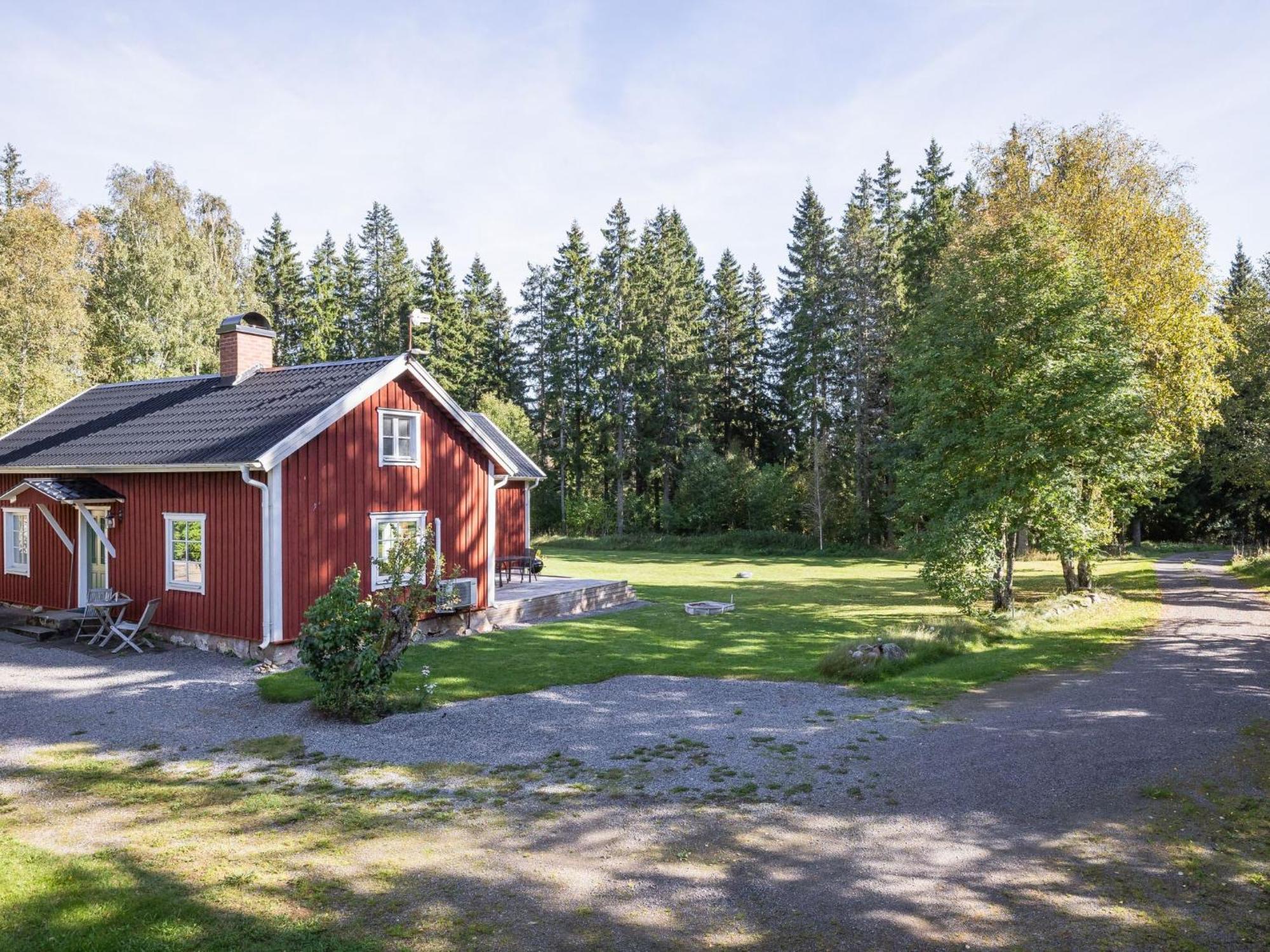 Falköping Holiday Home Aspenaes By Interhome מראה חיצוני תמונה