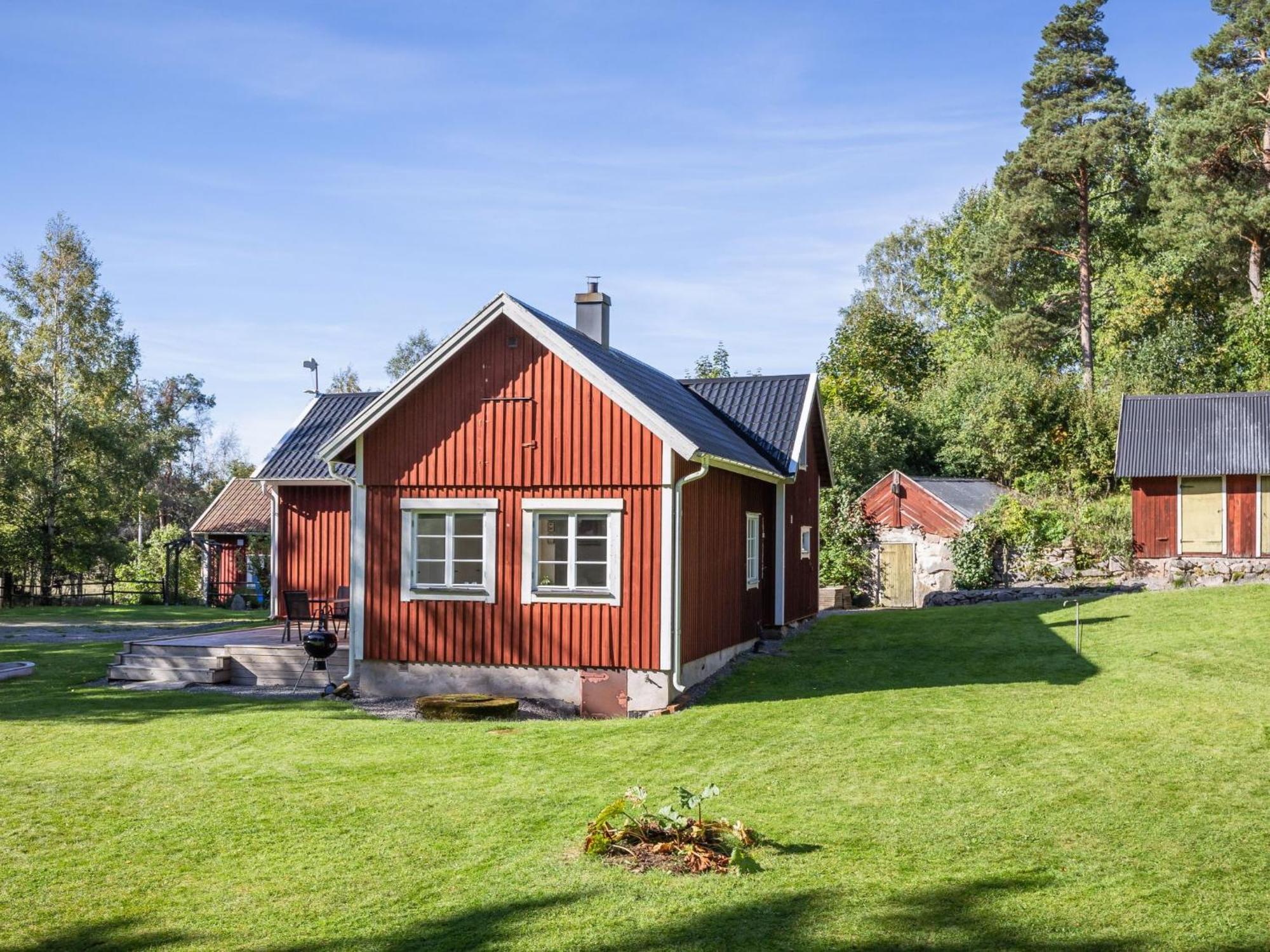 Falköping Holiday Home Aspenaes By Interhome מראה חיצוני תמונה